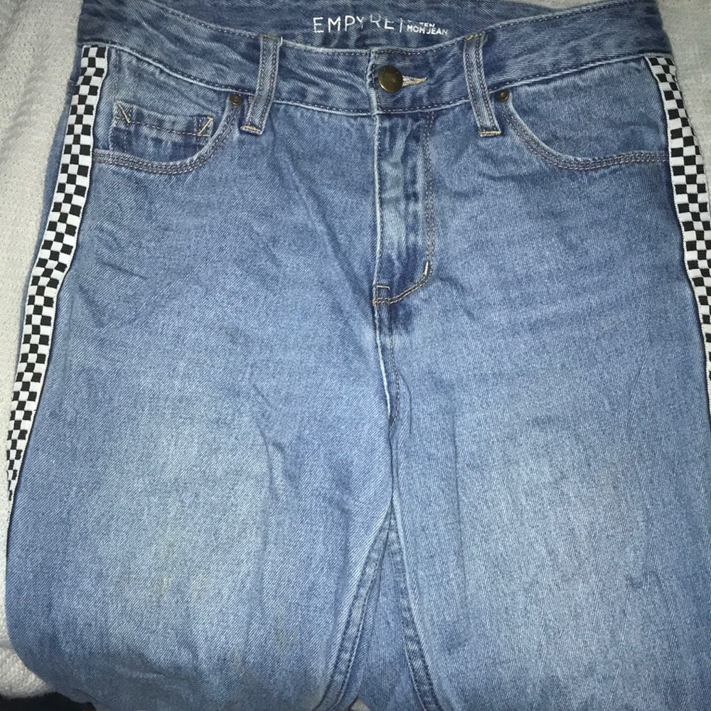 Zumiez mom jeans frayed ripped jeans they come in one size